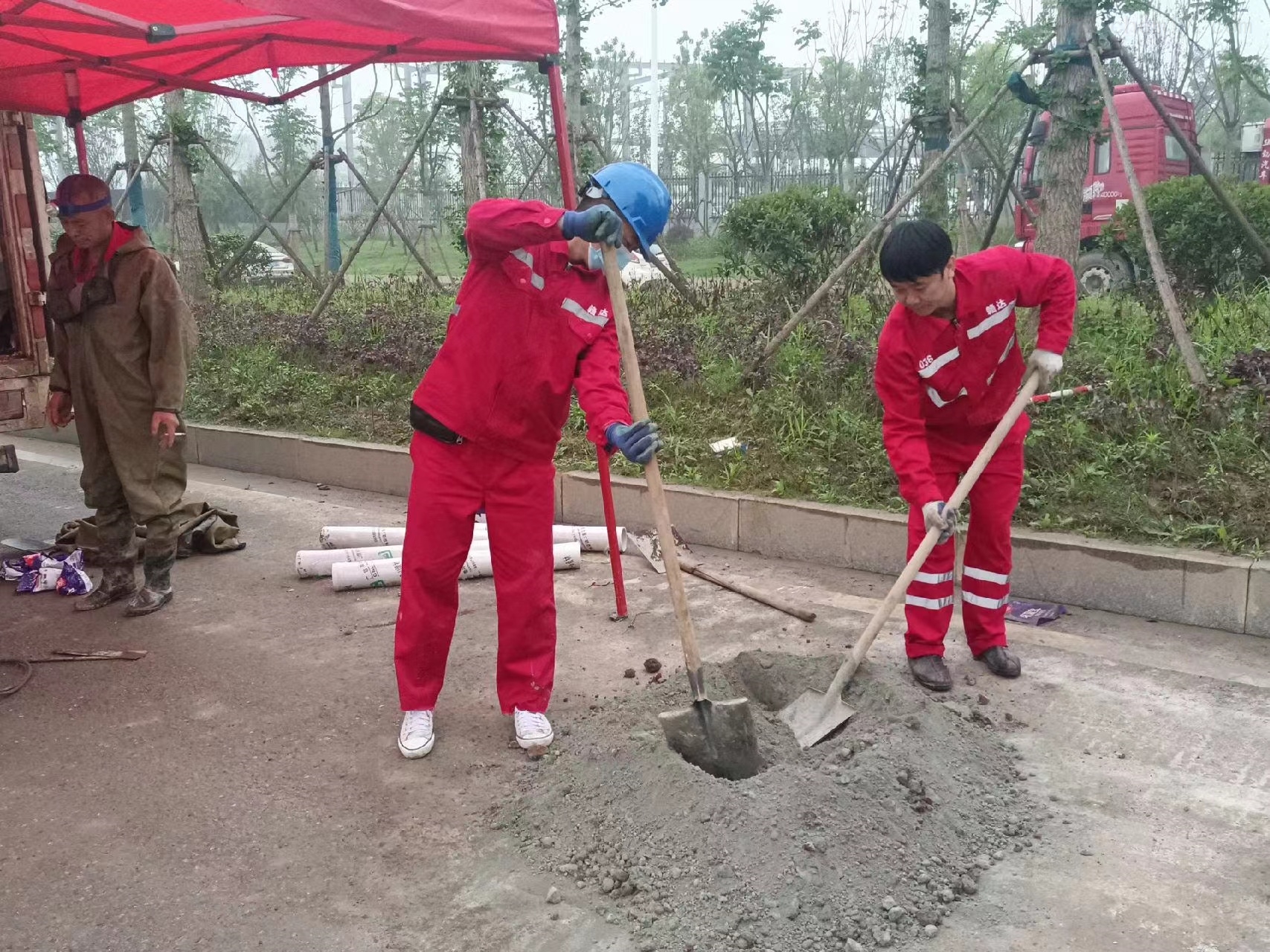 砚山管道疏通哪家好】及时进行市政管道清淤